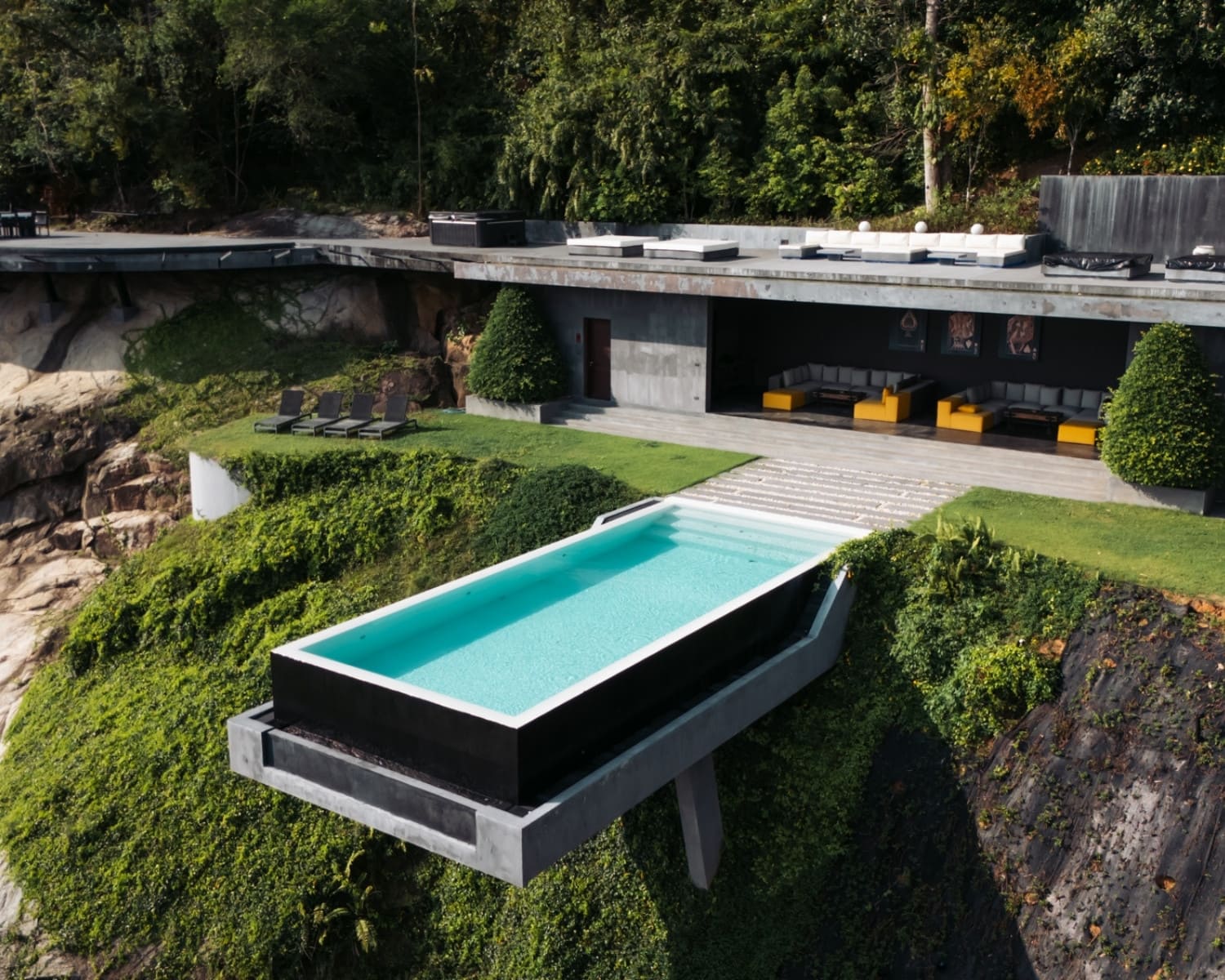 Gallery-Sky Terrace (4)